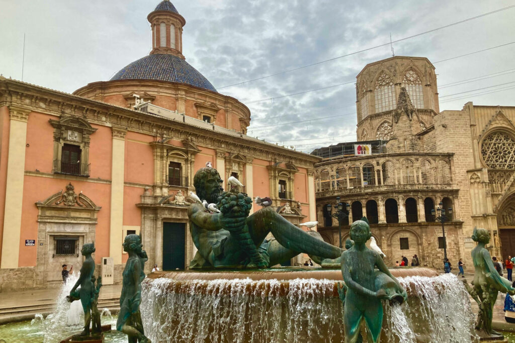 Plaza de la Virgen Valencia